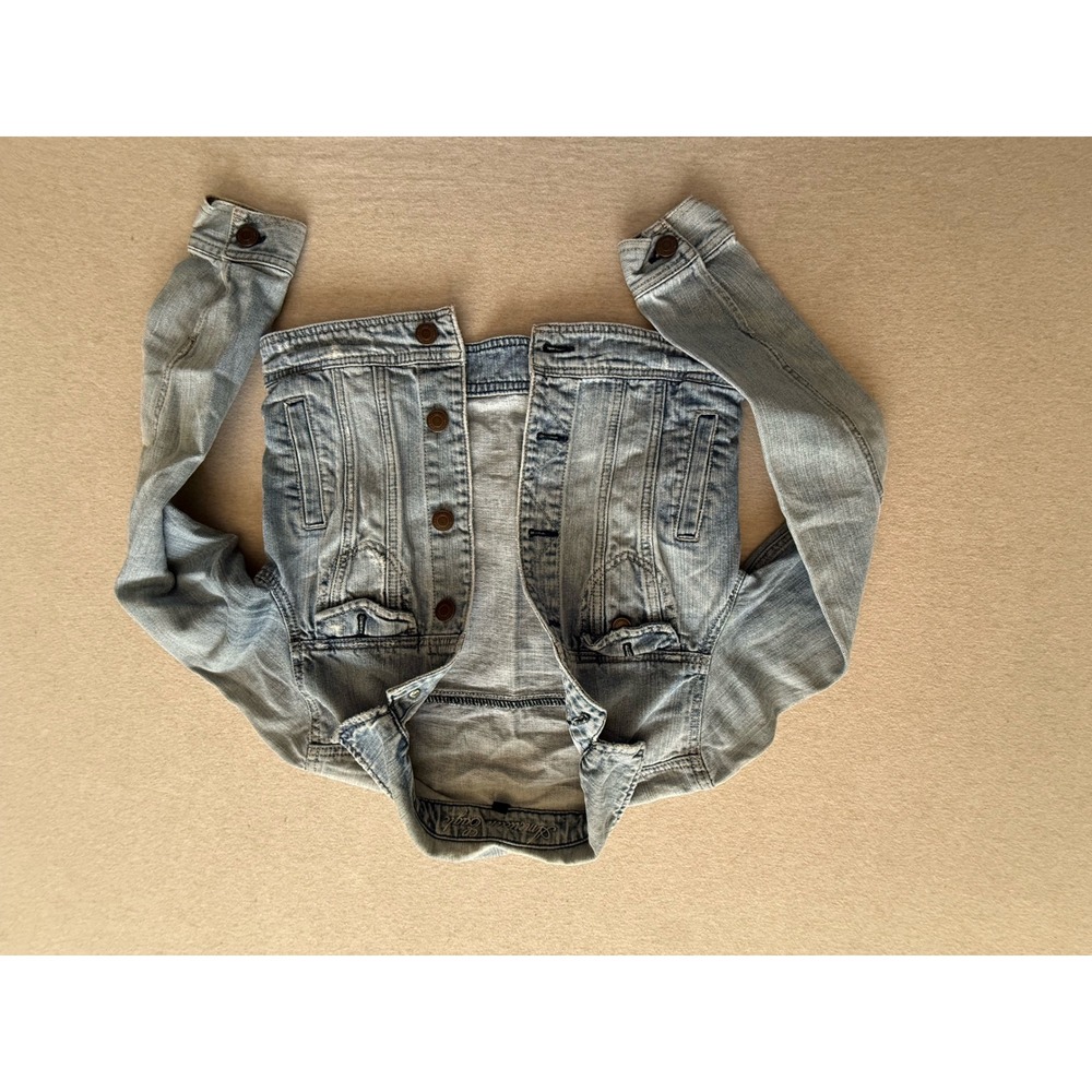 American Eagle Light Wash Denim Trucker Jacket Cropped Blue Small S/P